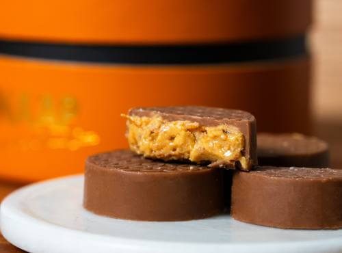 Mumbai Chocolate by SNA’AP – luxury chocolate with cashew, saffron and kataifi in an elegant gift box